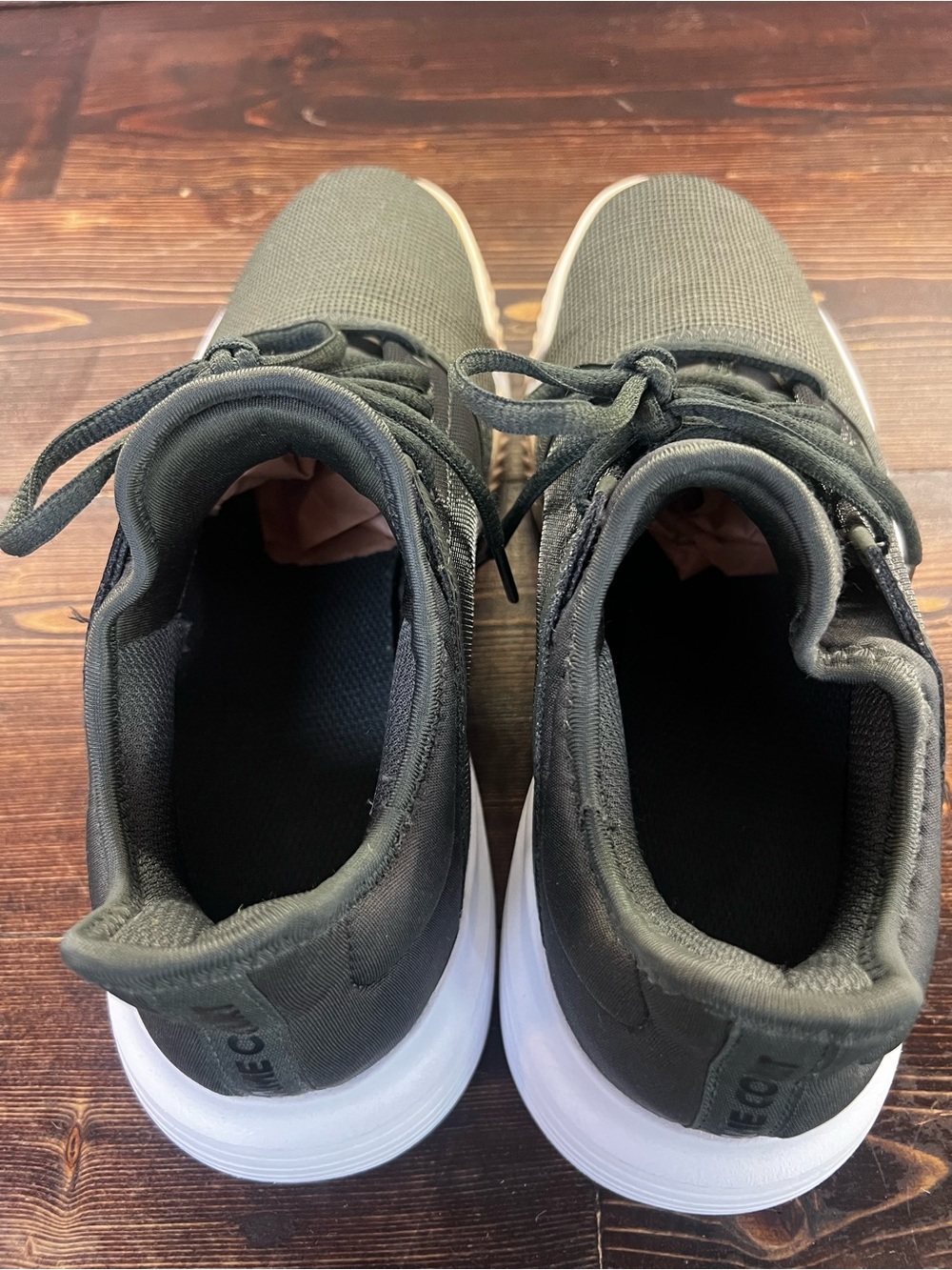 Adidas • Women’s Game Court Sneakers • Size 8.5 • Dark Green - Picture 5 of 14